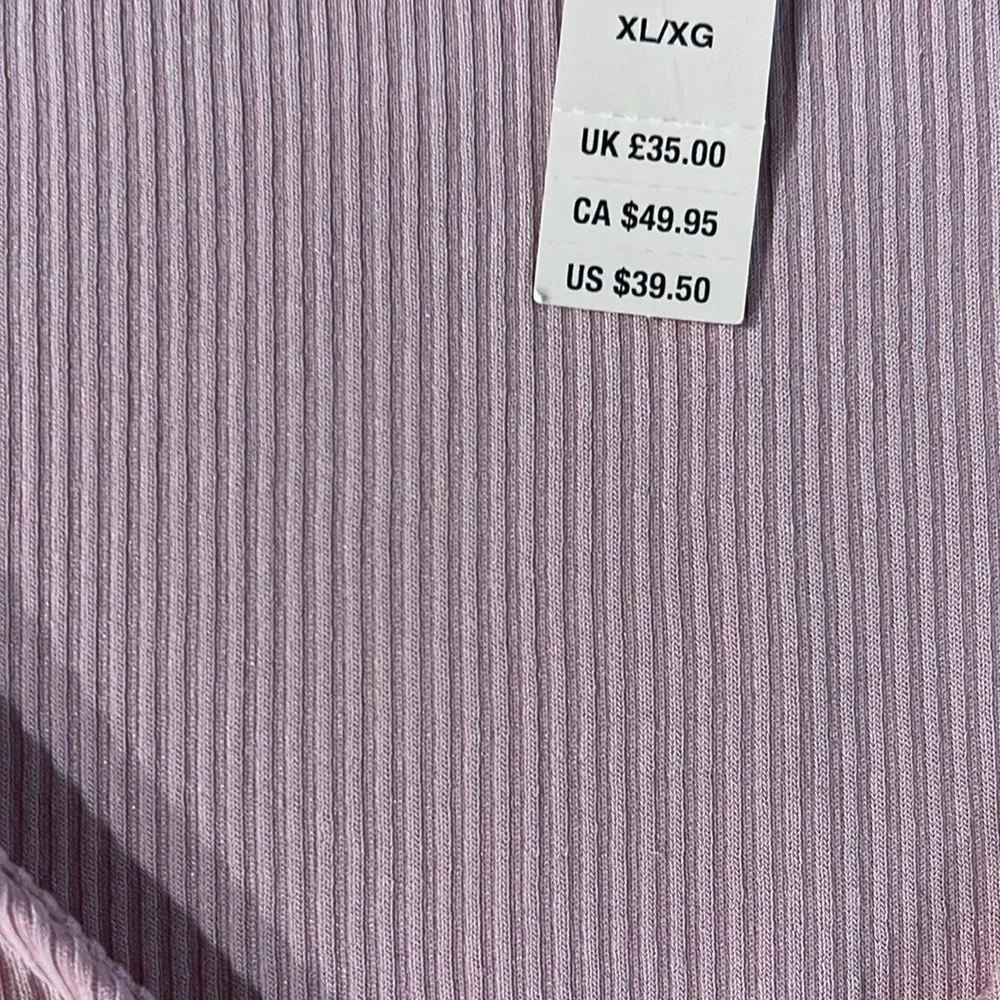 Victorias Secret faux wrap top.NWT size XL - Picture 3 of 4